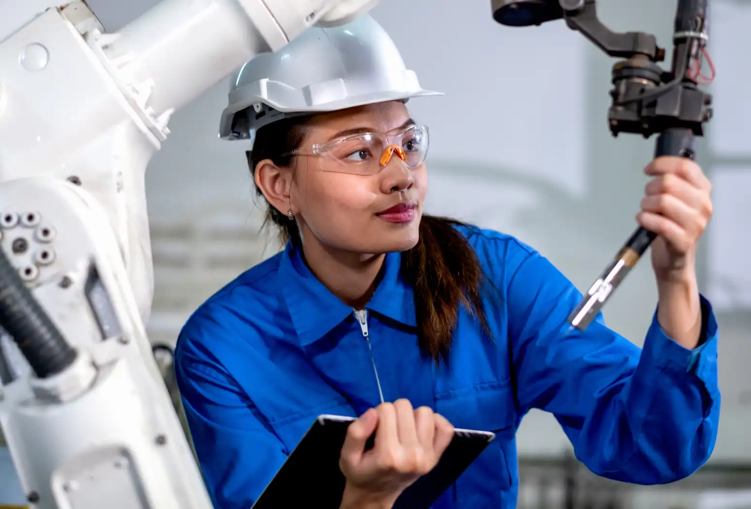 Cleaning and Degreasing Machined Parts