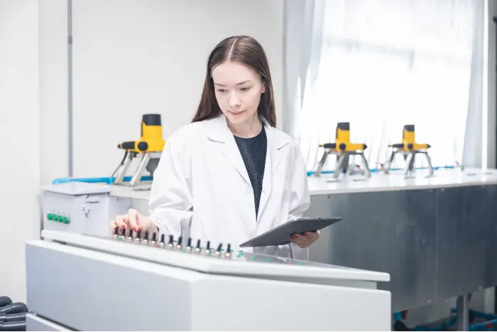 A Comprehensive Comparison of Ultrasonic and Conventional Mixing